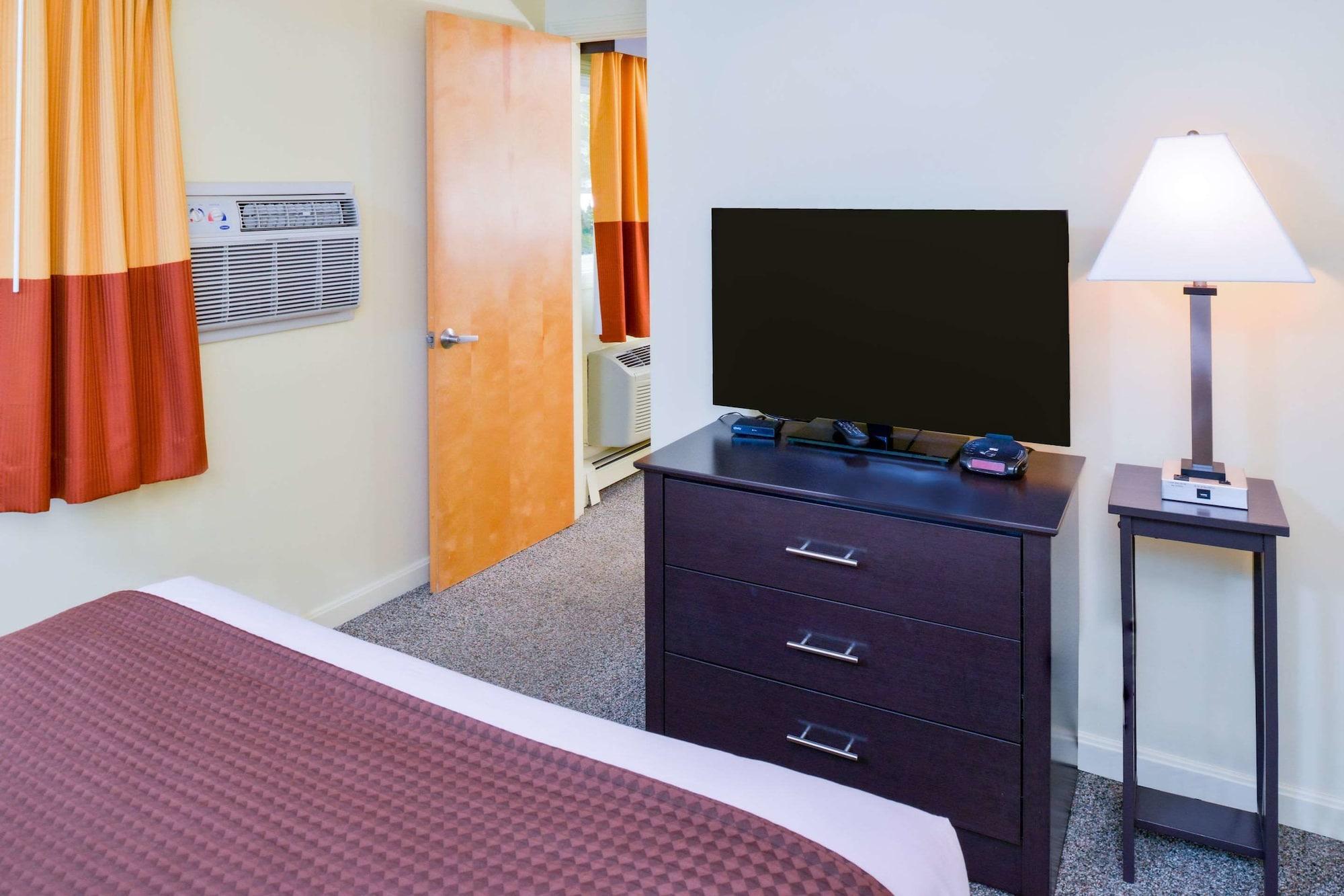 Rodeway Inn Orleans - Cape Cod Экстерьер фото
