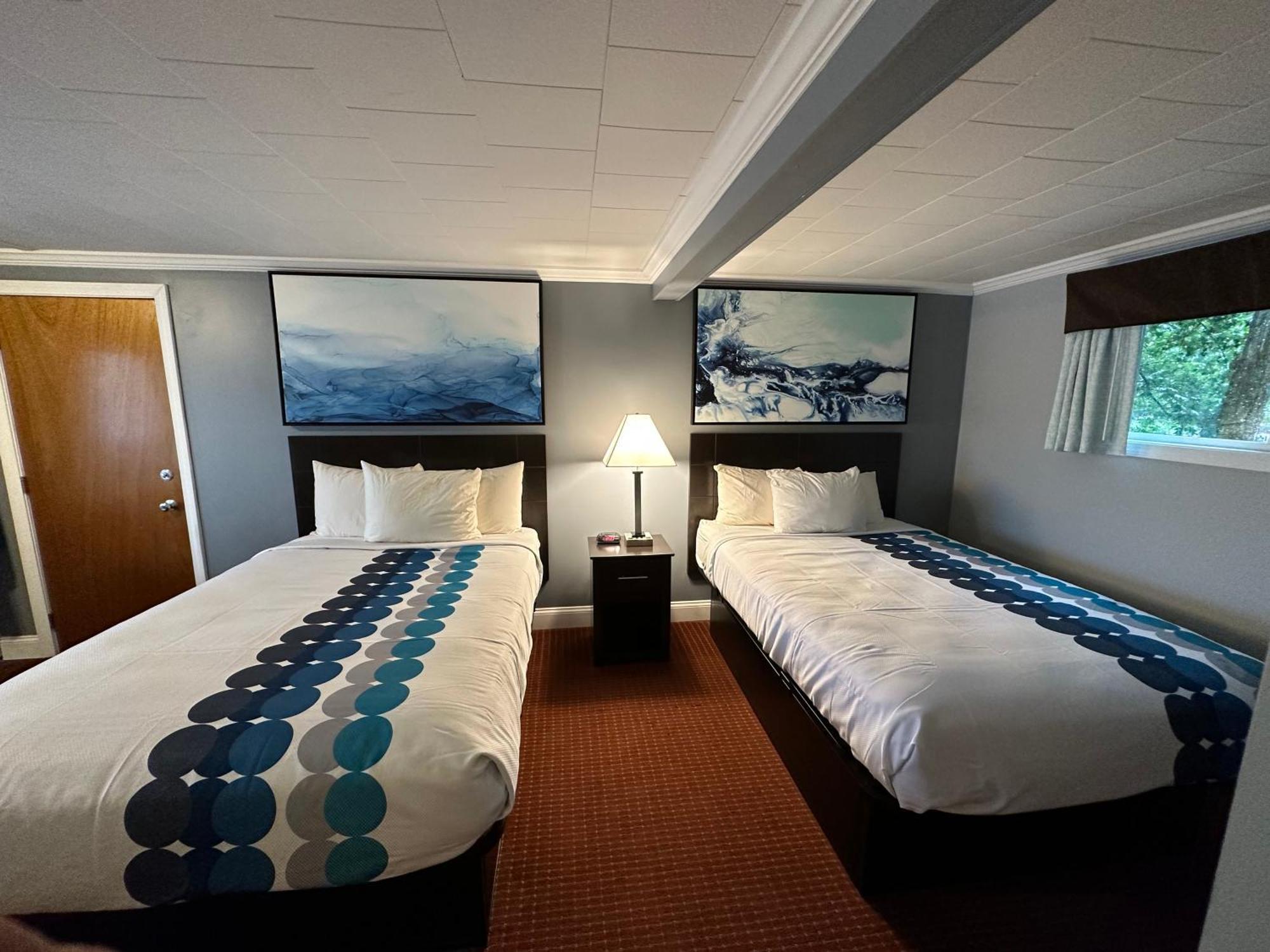 Rodeway Inn Orleans - Cape Cod Экстерьер фото