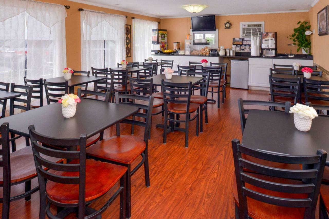 Rodeway Inn Orleans - Cape Cod Экстерьер фото